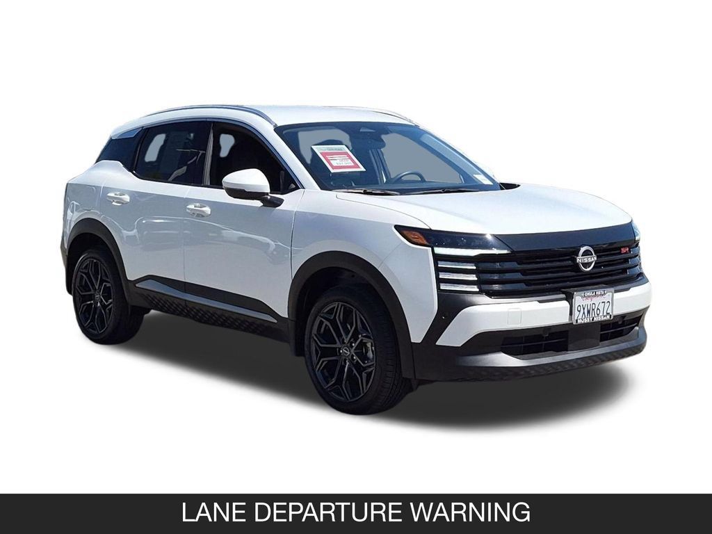 Certified 2025 Nissan Kicks SR FWD image 2