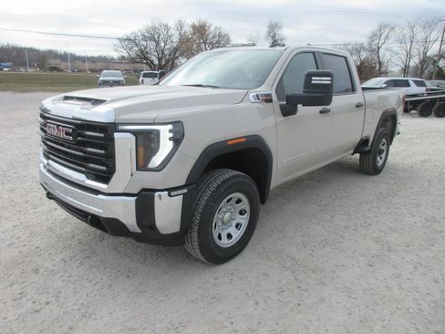 New 2026 GMC Sierra 2500 Pro image 11