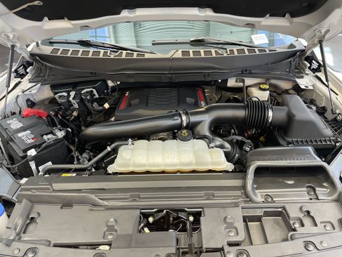 Used 2024 Ford F150 Raptor AWD/4WD image 43