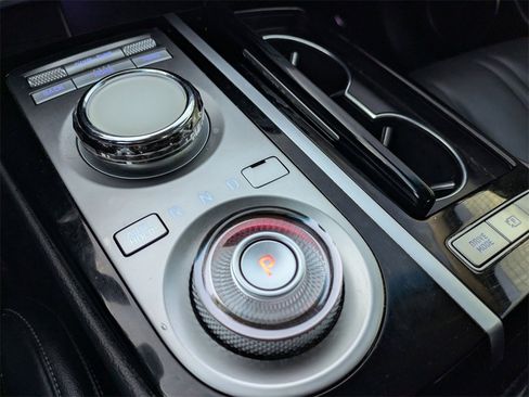 Used 2023 Genesis G80 2.5T image 20