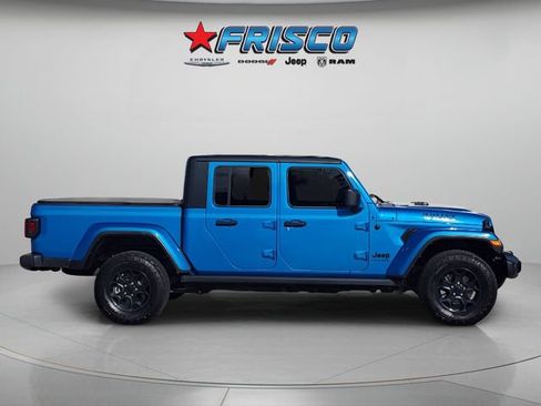 Used 2023 Jeep Gladiator Sport AWD/4WD image 8