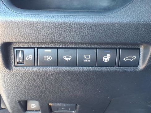 Used 2022 Toyota RAV4 XSE image 24