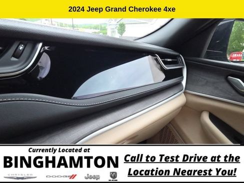 Used 2024 Jeep Grand Cherokee Limited 4xe AWD/4WD image 21