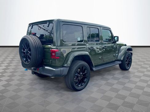 Used 2023 Jeep Wrangler Unlimited Sahara AWD/4WD image 6