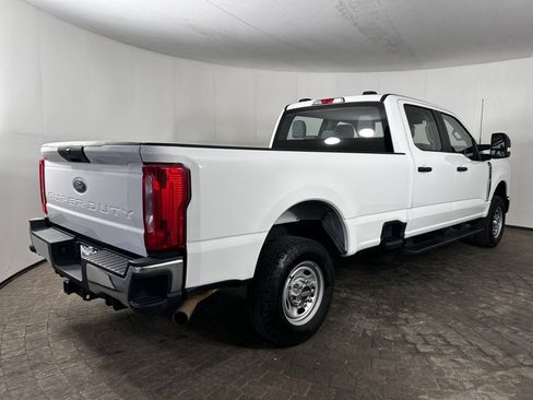 Used 2023 Ford F250 XL w/ XL Driver Assist Package AWD/4WD image 9