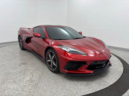 Used 2021 Chevrolet Corvette Stingray w/ Z51 Performance Package image 22