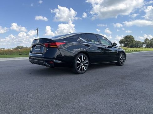 Used 2022 Nissan Altima 2.5 SR FWD image 5