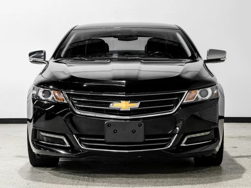 Used 2017 Chevrolet Impala Premier FWD image 3