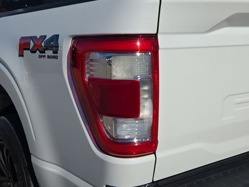 Used 2022 Ford F150 Lariat w/ Equipment Group 502A High AWD/4WD image 16