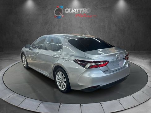 Used 2022 Toyota Camry LE image 3