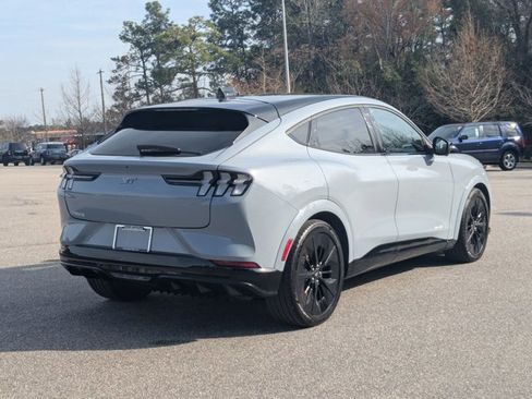 Certified 2025 Ford Mustang Mach-E GT image 4
