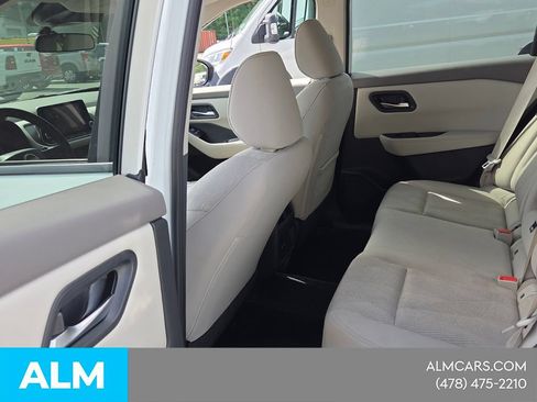 Used 2025 Nissan Rogue SV AWD/4WD image 8