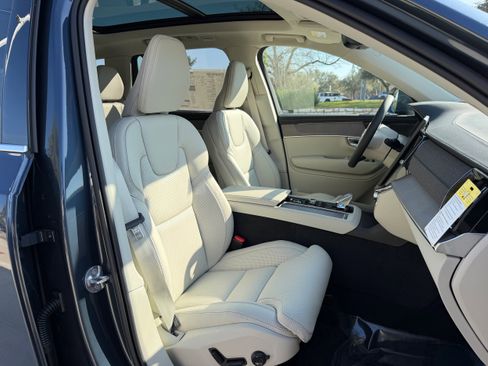 New 2026 Volvo XC90 B6 Ultra AWD/4WD image 8