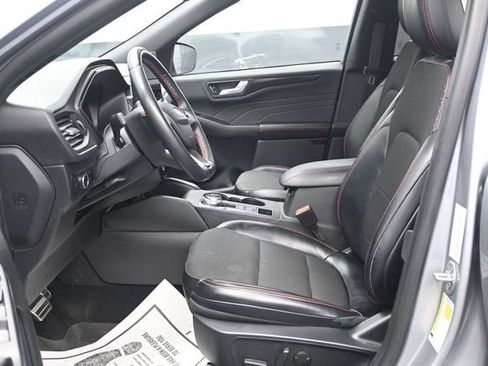 Certified 2024 Ford Escape ST-Line w/ Tech Pack #1 AWD/4WD image 6