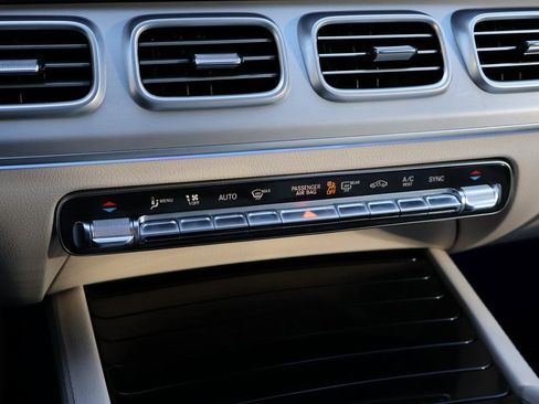 Certified 2025 Mercedes-Benz GLE 350 4MATIC image 27