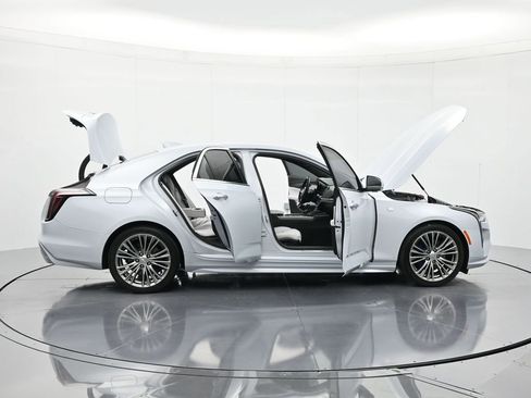 Used 2021 Cadillac CT4 Premium Luxury RWD image 49