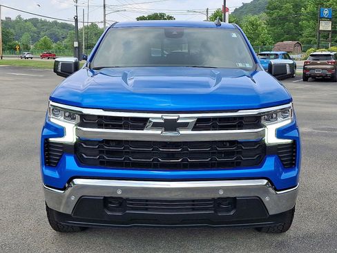 Used 2025 Chevrolet Silverado 1500 LT AWD/4WD image 2