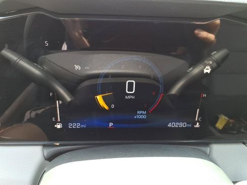 Used 2025 Chevrolet TrailBlazer LT FWD image 15