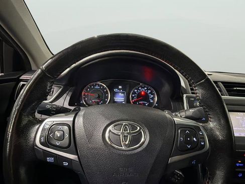 Used 2016 Toyota Camry SE image 30