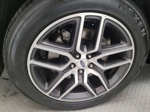 Used 2017 Ford Explorer Sport w/ Equipment Group 401A image 31