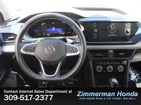 Used 2023 Volkswagen Taos SE w/ Panoramic Sunroof Package AWD/4WD image 12