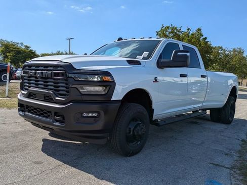 New 2026 RAM 3500 Tradesman AWD/4WD image 6