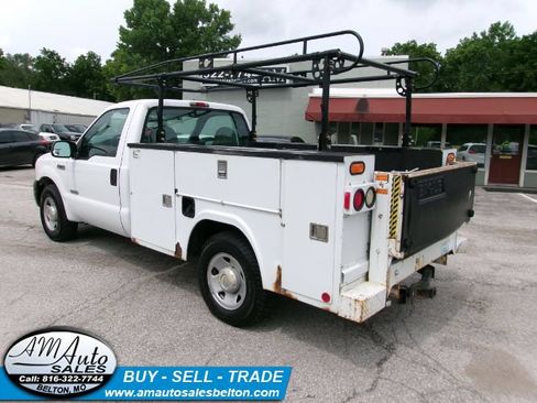 Used 2006 Ford F250 XL RWD image 4