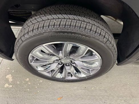 New 2026 GMC Sierra 1500 Denali w/ Denali Reserve Package image 4