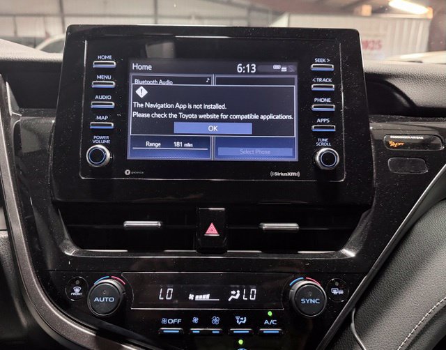 Used 2023 Toyota Camry SE FWD image 18