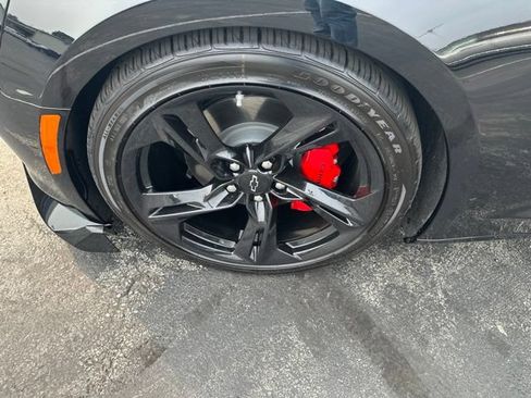Used 2021 Chevrolet Camaro LT w/ RS Package RWD image 20