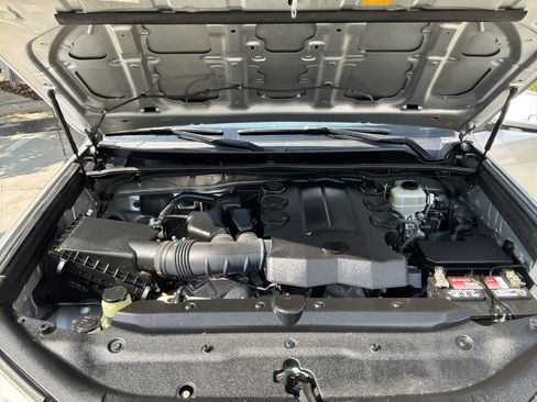 Used 2012 Toyota 4Runner SR5 RWD image 30