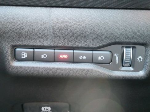 New 2026 Jeep Cherokee Limited image 18
