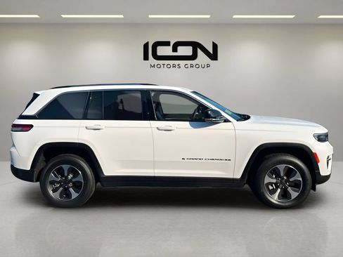 Used 2024 Jeep Grand Cherokee Limited 4xe AWD/4WD image 6