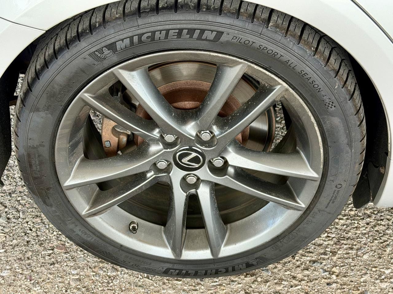 Used 2007 Lexus IS 350 RWD image 18