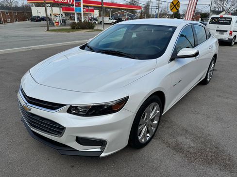 Used 2018 Chevrolet Malibu Premier image 3