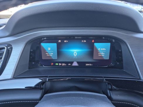 Used 2024 Volkswagen Atlas Cross Sport SE image 19