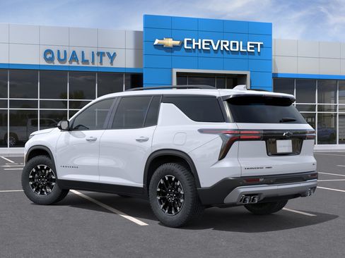 New 2026 Chevrolet Traverse Z71 AWD/4WD image 3