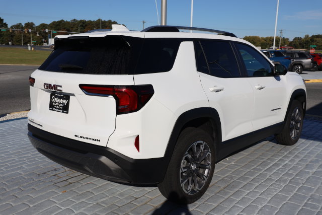 Used 2026 GMC Terrain Elevation w/ Elevation Premium Package AWD/4WD image 5