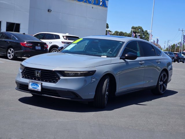 Used 2024 Honda Accord Sport image 8