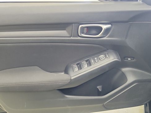 Used 2025 Honda Civic LX image 18
