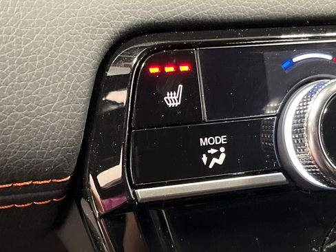 New 2025 Honda Pilot Sport image 13