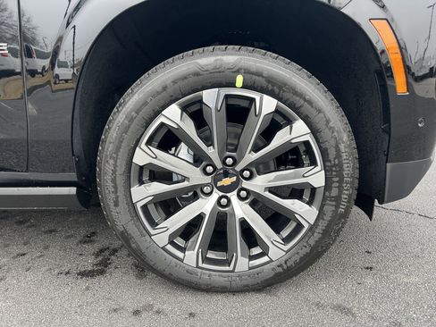 New 2026 Chevrolet Tahoe High Country AWD/4WD image 13