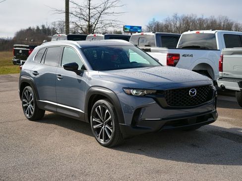 Used 2025 MAZDA CX-50 AWD 2.5 S w/ Premium Plus Pkg image 3