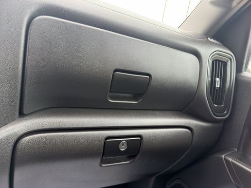 Used 2022 Chevrolet Silverado 1500 Custom w/ LPO, Dark Essentials Package AWD/4WD image 11