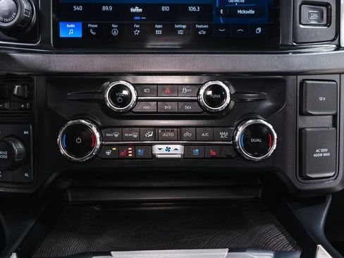 Used 2025 Ford F250 Platinum w/ FX4 Off-Road Package image 15