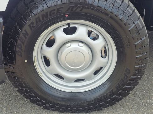 Used 2022 Ford F150 XL w/ Equipment Group 101A High AWD/4WD image 10