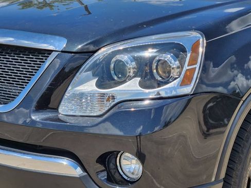 Used 2012 GMC Acadia SLT FWD image 9