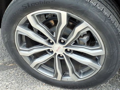 Used 2018 GMC Terrain Denali w/ Driver Alert Package II image 9