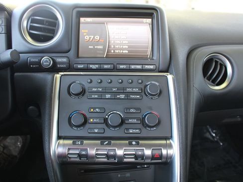 Used 2009 Nissan GT-R Premium AWD/4WD image 28