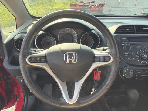 Used 2013 Honda Fit Sport image 12